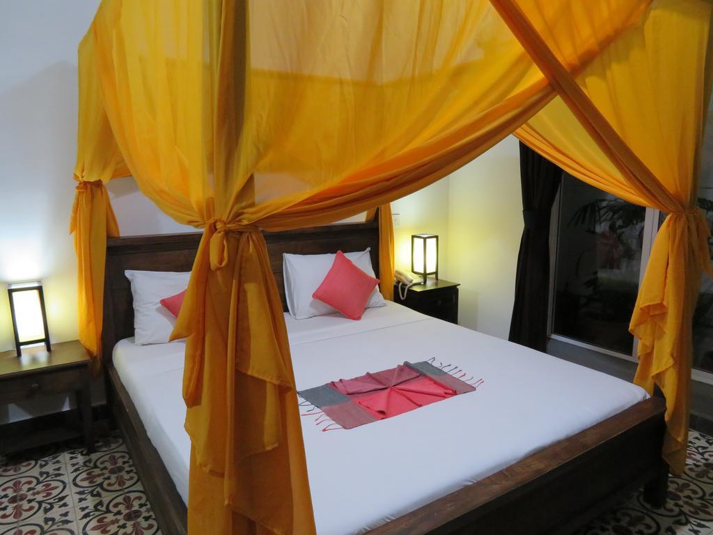 The Little Garden Boutique Hotel Phnom Penh Exterior photo
